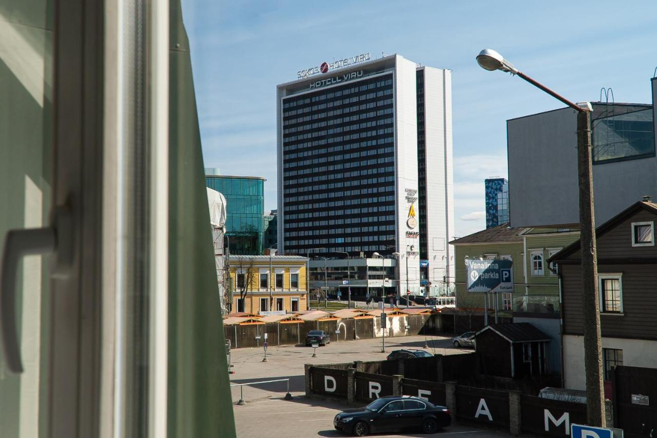 Oldtown Lux Hostel Tallinn Extérieur photo
